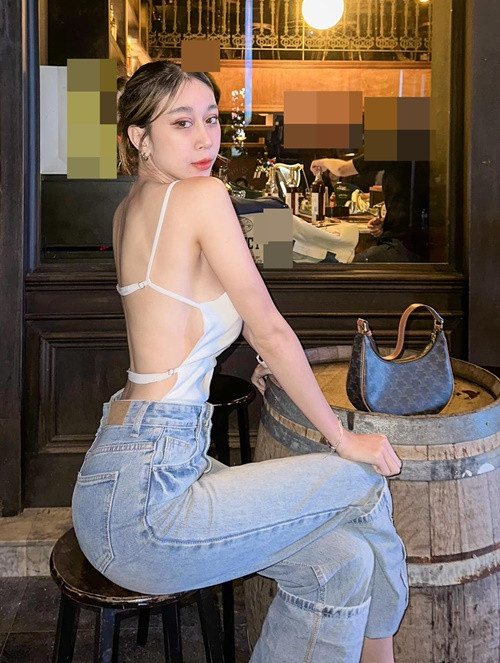 Danh tính cô nàng nhanh chóng được cư dân mạng tìm ra. Đó là hot girl người Thái Lan Wanwisa Sriprathet.