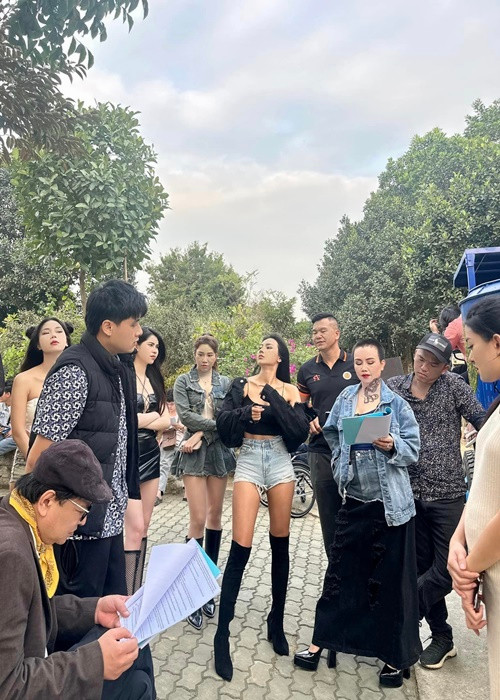 Bà mẹ ba con cố gắng thể hiện nhân vật của mình mới mẻ hơn qua các năm để làm khán giả không bị nhàm chán.