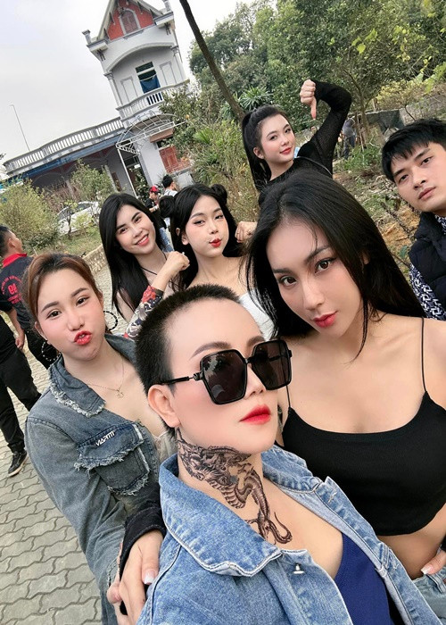 Hoàng Yến biết ơn đạo diễn Bình Trọng.