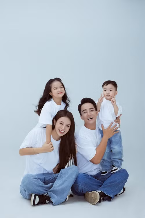 Ở bên Đỗ Duy Nam từ khi anh chỉ có hai bàn tay trắng, Ngọc Anh giờ hạnh phúc viên mãn.