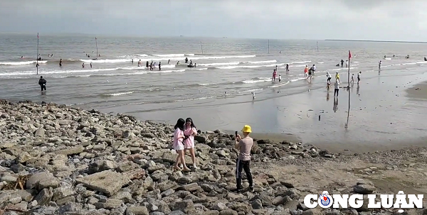 Ve dep hoang so, huu tinh cua bien Hai Thinh-Hinh-2