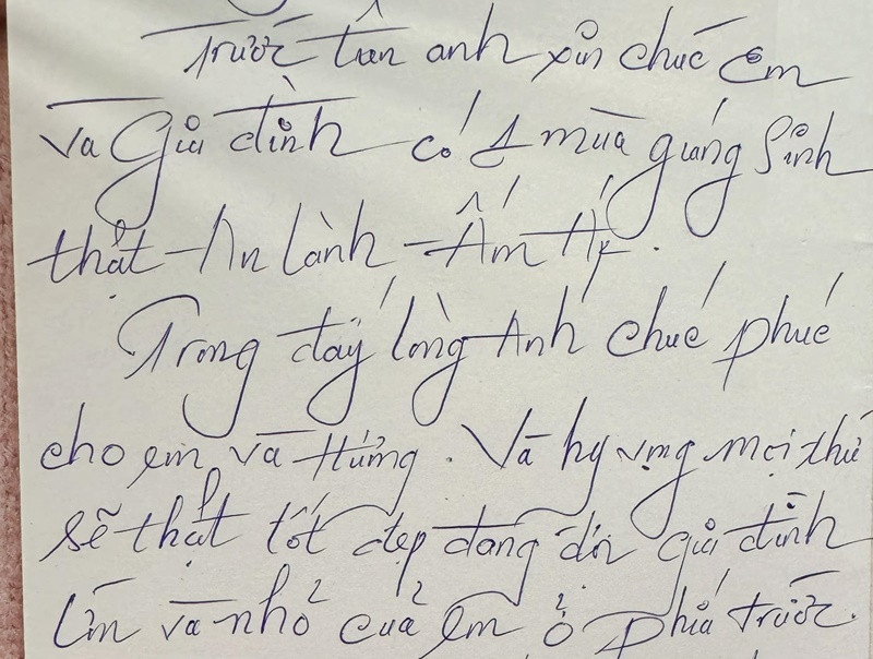 Quang Huy - chồng cũ thứ hai của Diễm Hương viết thư tay chúc phúc cho vợ cũ. "Ba Noah đã rất tử tế", cô chia sẻ.