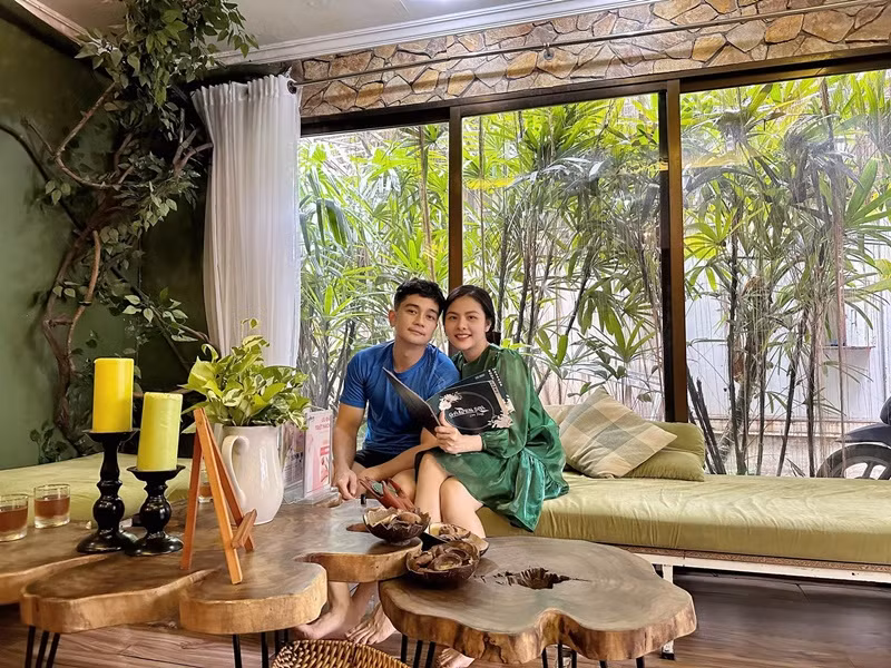 Vân Trang hiện có 3 cô con gái.