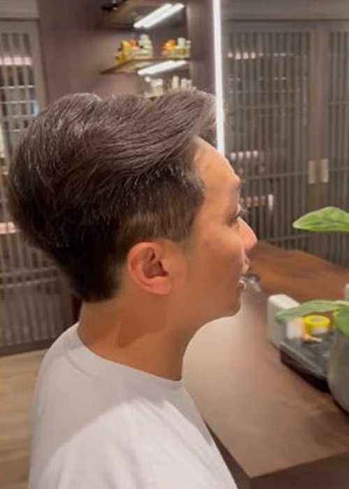 Cường Đô la khéo nịnh Đàm Thu Trang: "Kết quả hơn cả mong đợi luôn" và phong cho bà xã là cây kéo vàng.