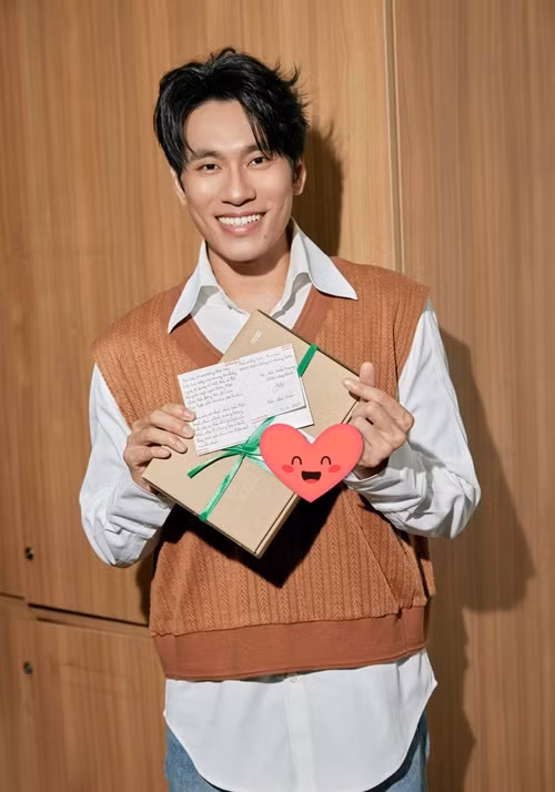 Nhiều phim có Kiều Minh Tuấn có doanh thu tốt. Bởi vậy, anh được khán giả ưu ái đặt cho biệt danh “ông hoàng phòng vé”. Ảnh: FBNV.