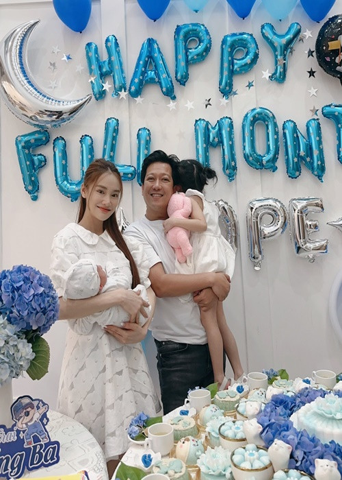 Nhã Phương sinh con thứ 2 vào tháng 10/2023. Hiện tại, cô tập trung chăm lo gia đình. Ảnh: FBNV.