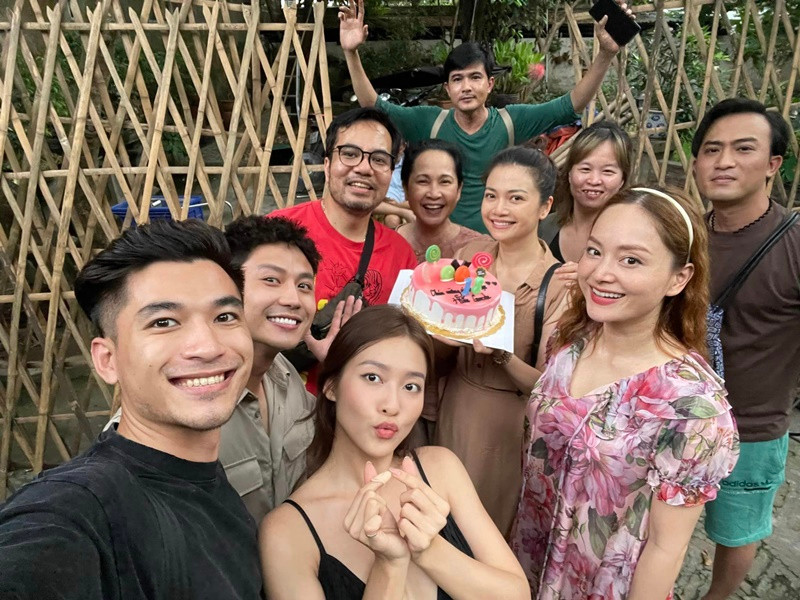 Kiều Anh xuất thân là diễn viên múa nhưng được khán giả truyền hình biết tới khi vào vai Nhung trong bộ phim Phía trước là bầu trời năm 2001. Sau Phía trước là bầu trời, cô đóng loạt phim Ký ức Điện Biên, Những công dân tập thể, Giọt nước mắt muộn màng, Tình khúc Bạch Dương, Hồ sơ cá sấu, Ngày mai bình yên.