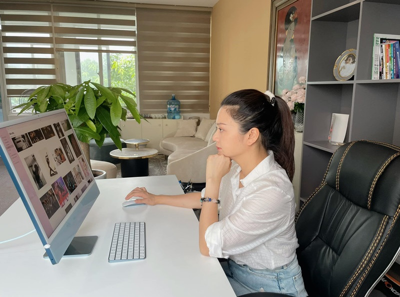 Cô đang công tác tại Nhà hát Ca Múa Nhạc Việt Nam.