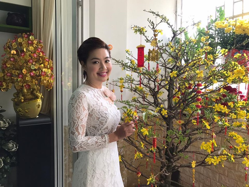 Ở quê chồng, Lê Khánh không áp lực phải nấu nướng bởi mọi người thường xúm lại cùng nấu vào dịp Tết.