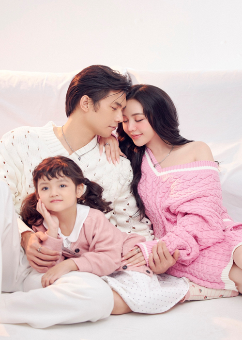 Trước nghi vấn tình cảm, Nhan Phúc Vinh cho biết: “Không có chuyện yêu đương gì đâu, nói thế cho nó nhanh”. Ảnh: Người Đưa Tin.