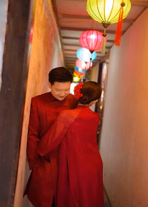 Lớn lên trong gia đình có truyền thống nghệ thuật, Duy Minh ủng hộ Ngọc Huyền diễn xuất. Ảnh: FBNV.