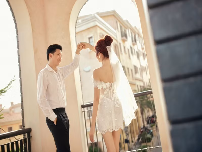 Bạn trai Ngọc Huyền tên Duy Minh, sinh năm 2000, kém nữ diễn viên 1 tuổi. Ảnh: Vietnamnet.