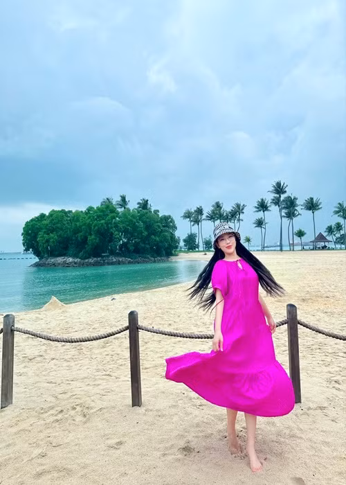 Vài năm trở lại đây, Quỳnh Thư tập trung kinh doanh. Ảnh: FBNV.