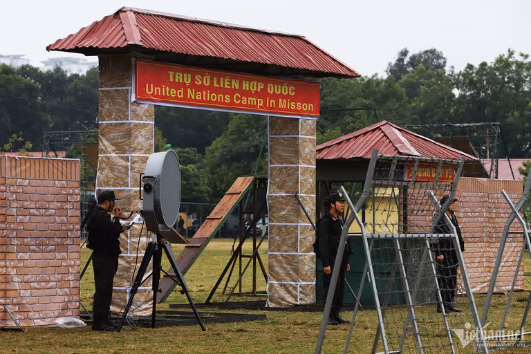 Viet Nam thanh lap Don vi Canh sat gin giu hoa binh-Hinh-3