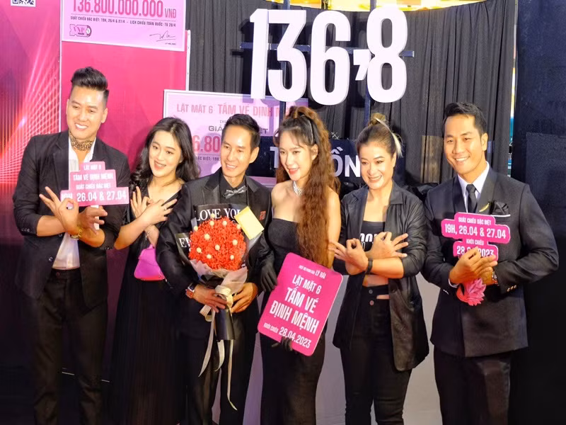 Thanh Hoa đến chúc mừng vợ chồng Lý Hải ra mắt phim Lật mặt 6: Tấm vé định mệnh tháng 4/2023.