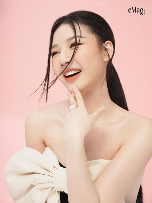 Năm 2020, AMEE đoạt giải Nghệ sĩ mới xuất sắc nhất Việt Nam tại giải Mnet ASIAN MUSIC AWARDS (MAMA).