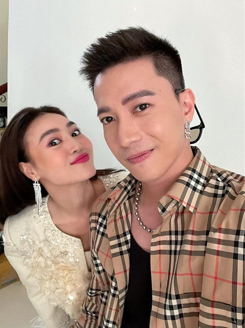 S.T Sơn Thạch và Lan Ngọc đã thề không bao giờ phản bội nhau.