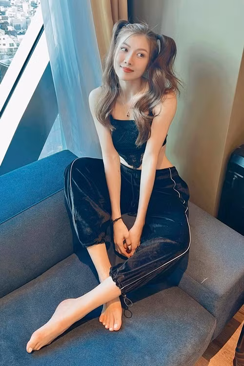 Trang Pháp trẻ trung ở đời thường.