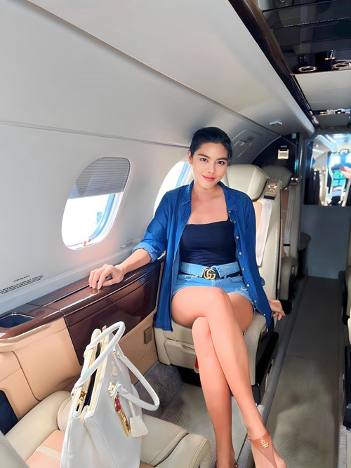 Ngoài thu nhập đều đặn tới từ công việc chính, Phương Thảo còn có lợi nhuận từ một số bất động sản và góp vốn của mình tại Manhattan, Mỹ. Ảnh: FBNV.