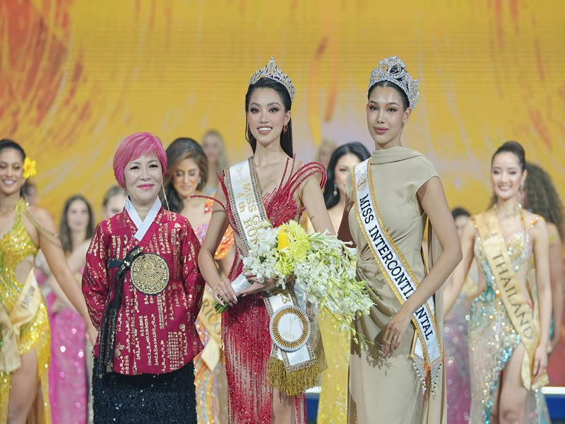 Dù chỉ có 21 ngày chuẩn bị cho cuộc thi Miss Global 2023, Đoàn Thu Thủy vẫn xuất sắc đoạt danh hiệu á hậu 4.
