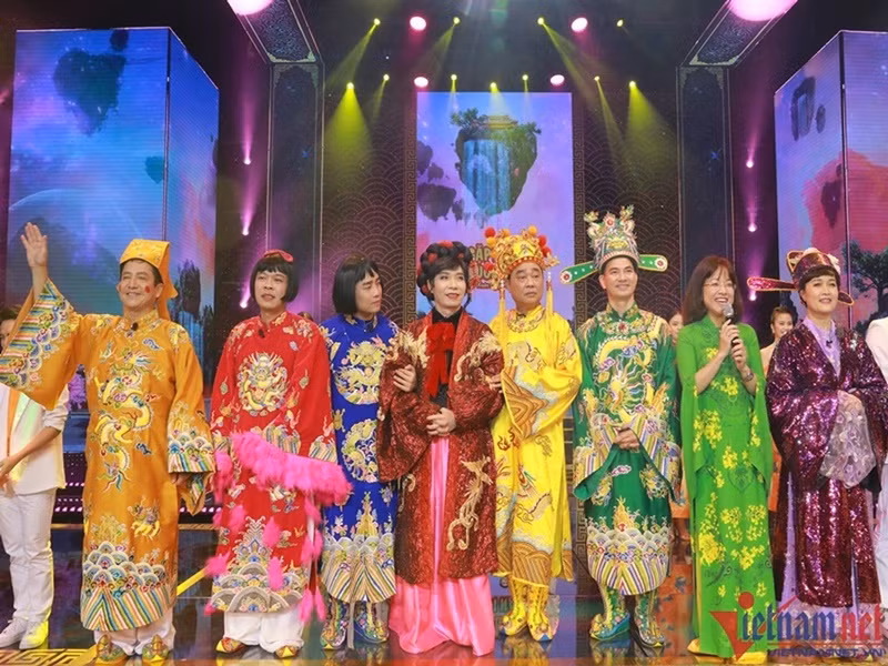 Công Lý thoại rất ít, chủ yếu tập trung vào biểu cảm gương mặt. Nhiều người cho rằng sự xuất hiện đặc biệt của Công Lý đã giúp cho chương trình thêm hấp dẫn. Không ít khán giả còn xúc động trước sự nỗ lực, yêu nghề của Công Lý. Ảnh: Vietnamnet.