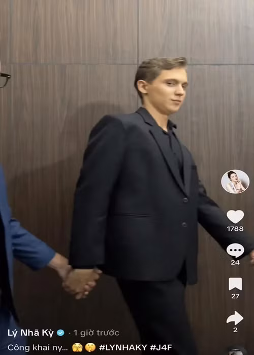 Clip "công khai người yêu" hài hước của Lý Nhã Kỳ khiến fan cười nghiêng ngả.