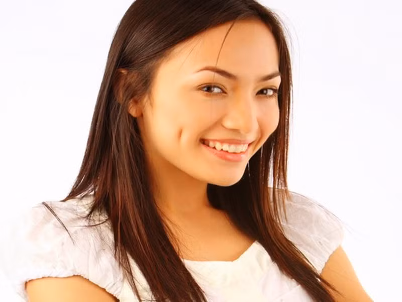 Sau mối tình đầu tiên ở CH Czech, Tinna Tình yêu hai người ở Việt Nam. 2 mối tình này cũng kết thúc khi cô buộc phải di chuyển theo công việc. Ảnh: FBNV.