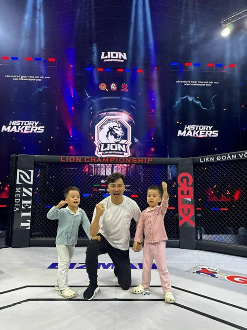 Cặp quý tử song sinh nhà Thành Trung - bé Chính Nhân và bé Hiếu Nhân chào đời vào tháng 12/2019.