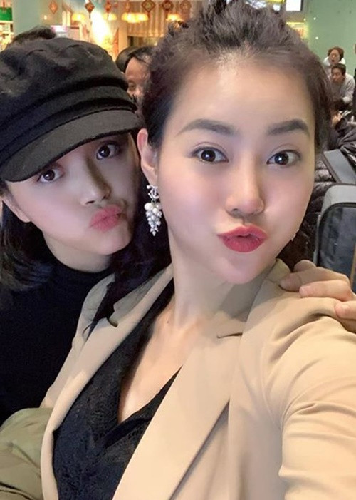 Thanh Hương và Thu Quỳnh đều từng thi nhan sắc. Nếu như Thanh Hương đoạt á hậu 2 cuộc thi Hoa hậu Hải Dương 2006, Thu Quỳnh lọt top 10 Hoa hậu Việt Nam 2008.