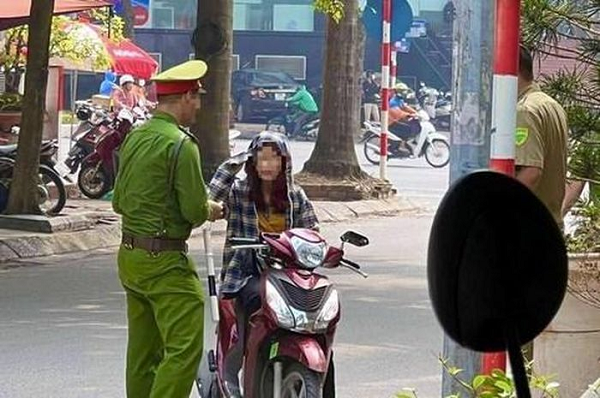 Cong an xa co duoc xu ly vi pham nong do con?