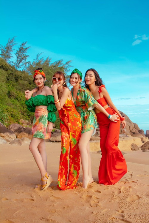 Cả bốn nữ diễn viên đều sở hữu nhan sắc xinh đẹp.