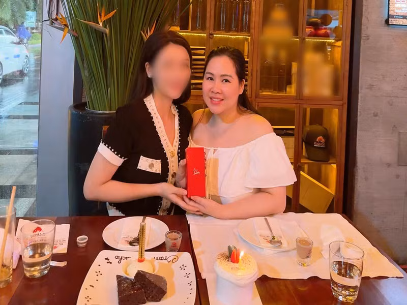 2 năm trở lại đây, Trương Phương trông khá đẫy đà.