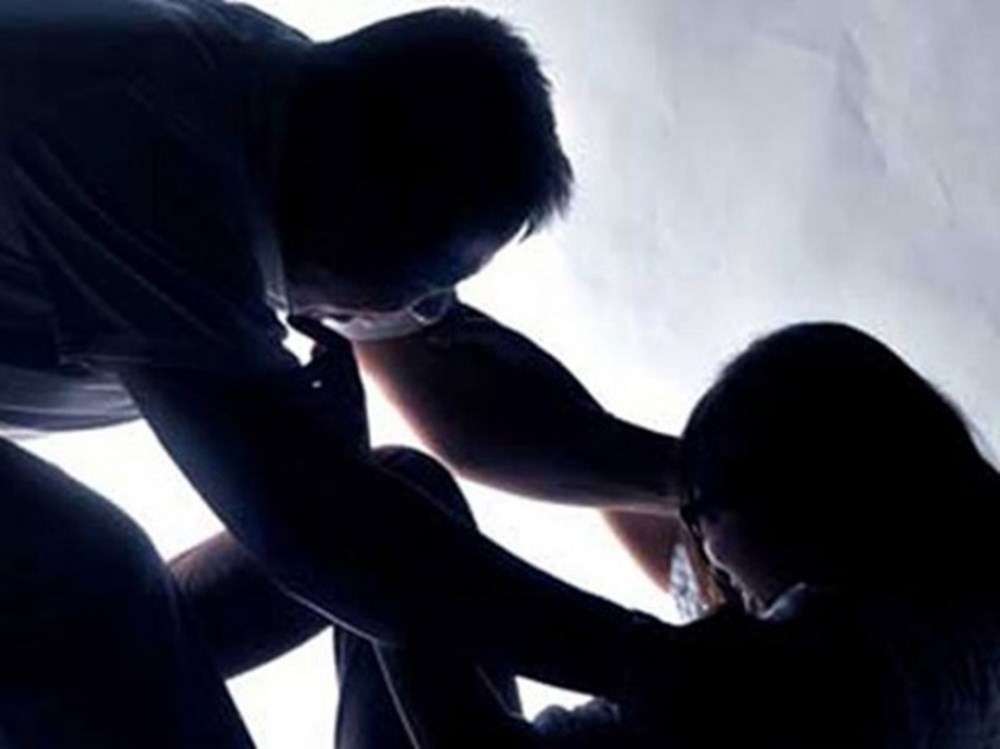 Nguoi dan tom gon ke cuop, hiep dam nu chu tiem thuoc