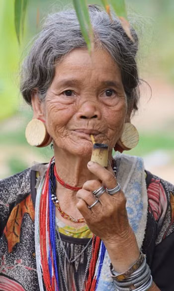 Bi an hinh xam co xua tren co the phu nu Viet Nam-Hinh-2