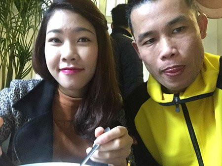 Hiep “Ga” bat ngo tiet lo dam cuoi voi ban gai moi-Hinh-3