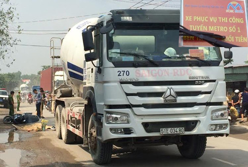 Xe bon tron be tong thi cong tuyen Metro BT-ST can chet nguoi-Hinh-3