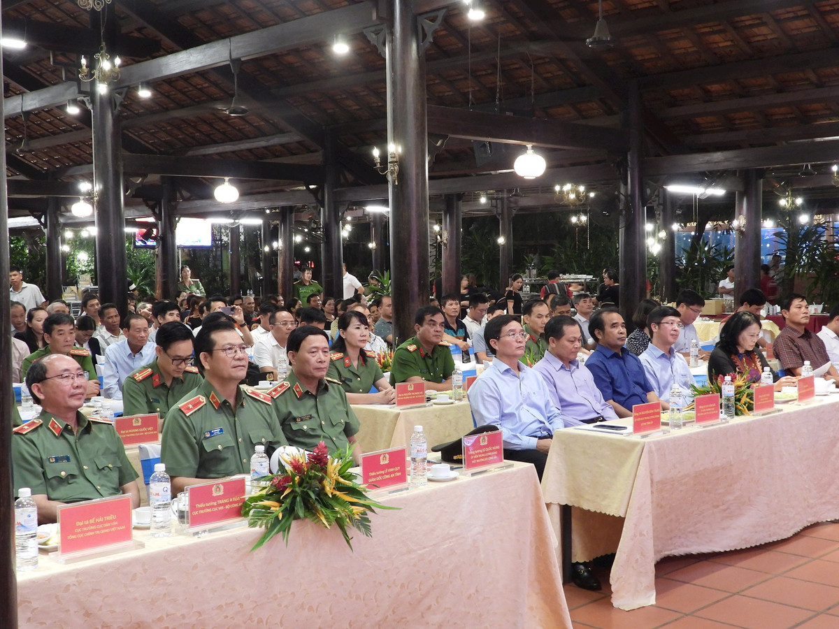 Bộ Công an tổ chức Ngày hội bảo vệ an ninh Tổ quốc 2024 Bo Cong an to chuc Ngay hoi bao ve an ninh To quoc 2024