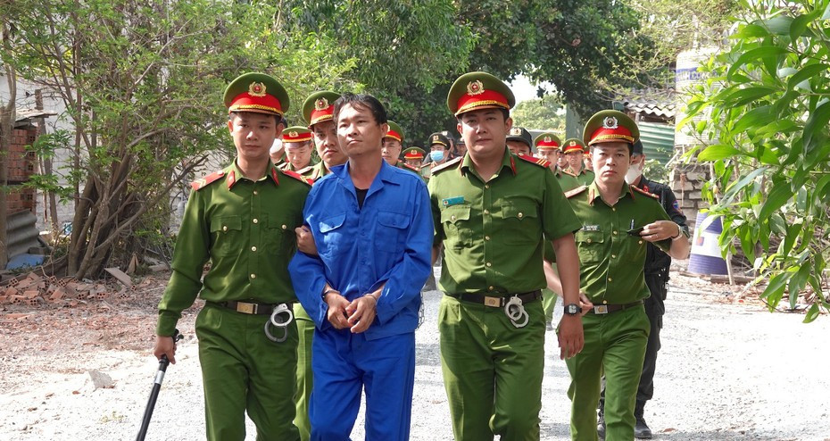 Binh Thuan: Nhom nguyen can bo ''bao ke'' khai thac cat bi truy to-Hinh-2