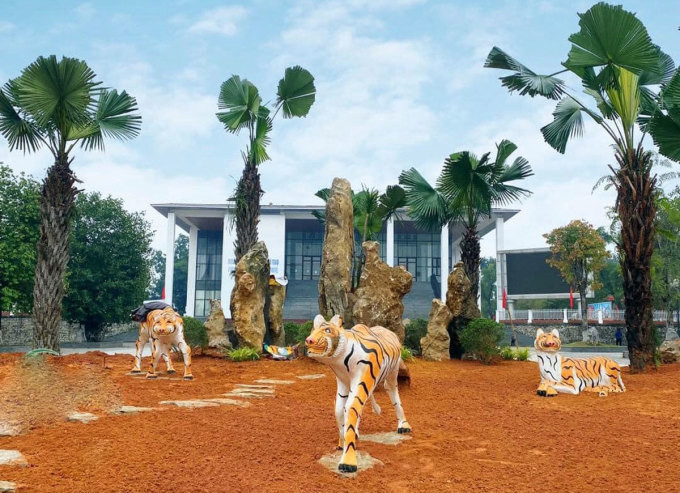 Đáng chú ý là biểu cảm ngây ngô đến hài hước của linh vật khiến nhiều người được phen cười ngất. 