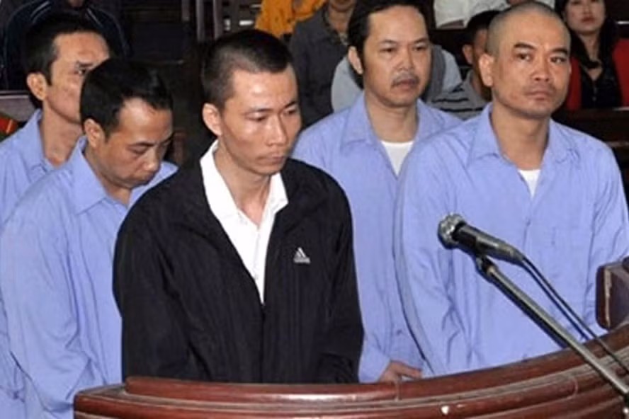 Hanh trinh pha an: Dao mo, trom hop so doi chuoc 300 trieu dong-Hinh-10