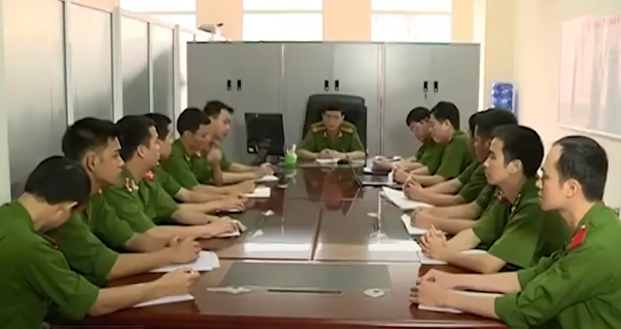 Hanh trinh pha an: Dao mo, trom hop so doi chuoc 300 trieu dong-Hinh-3