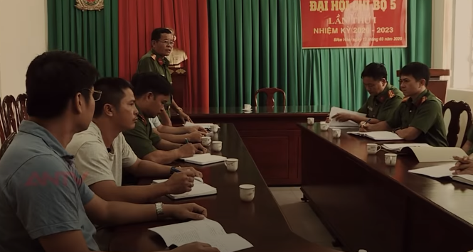 Qua kết quả khám nghiệm hiện trường, tử thi và tài liệu chứng cứ ban đầu có được, ban chuyên án nhận định đây là vụ án “Giết người, Cướp tài sản”, nhiều khả năng kẻ gây án thông thạo địa bàn, đột nhập vào phòng trọ trộm cắp tài sản. Lúc bị phát hiện, tên trộm đã dùng dao đâm nạn nhân gây thương tích dẫn đến tử vong để chiếm đoạt tài sản. Công an cũng không loại trừ khả năng mâu thuẫn tình ái hoặc khả năng khác.