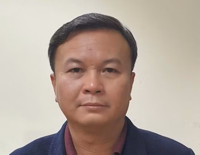  Bắt Chủ tịch Công ty Công viên cây xanh Hà Nội: Ngày 21/1, Bộ Công an cho biết đã khởi tố, bắt giam ông Vũ Kiên Trung (Chủ tịch Công ty TNHH MTV Công viên cây xanh Hà Nội). Theo đó, ông Trung đã vi phạm trình tự, thủ tục đặt hàng dịch vụ công ích, chỉ đạo cấp dưới làm trái quy định, gây thiệt hại tài sản Nhà nước.