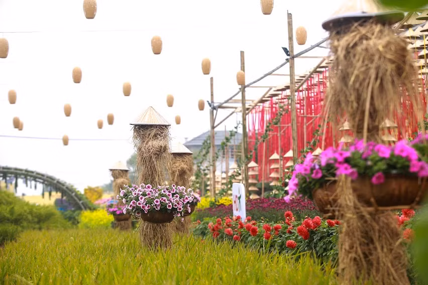 Home Hanoi Xuân 2022 với những giá trị văn hóa, giáo dục, kết nối truyền thống – hiện tại – tương lai, nhằm khơi gợi sự sáng tạo cho giới trẻ, đồng thời góp phần giao lưu văn hóa, bảo tồn, phát huy các giá trị văn hóa truyền thống, hình thành không gian văn hóa phía Tây Hà Nội trong thời gian tới.