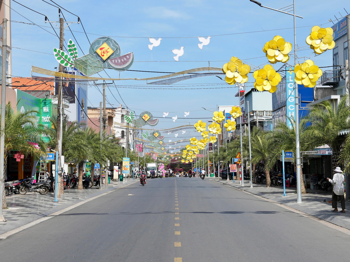 BR-VT: Gói thầu trang trí Tết tại Xuyên Mộc, liên tục về tay Minh Phúc Lộc - Hình 3 BR-VT: Goi thau trang tri Tet tai Xuyen Moc, lien tuc ve tay Minh Phuc Loc-Hinh-3