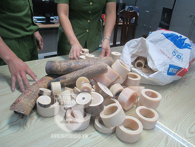 Khu vực nhà các đối tượng ở xã Nhị Khê, huyện Thường Tín (Hà Nội) vốn được biết tới với nghề chế tác đồ thủ công, trang sức bằng chất liệu ngà