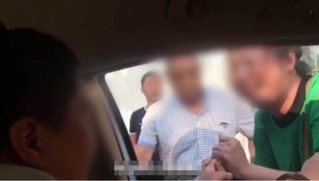 Ket hon 15 nam, vo chet ngat phat hien chong la ke dang so...