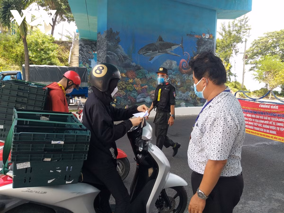 Khanh Hoa gian cach theo Chi thi 16 lan thu 3, mo rong ra toan tinh