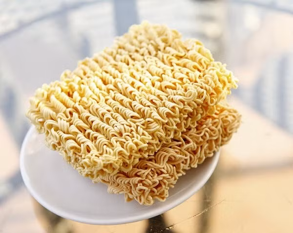 Xac minh vu mi kho Thien Huong bi EU canh bao chua chat cam