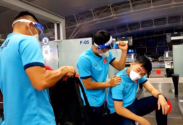 Ngam body 6 mui cua Duy Manh truoc khi len duong sang Saudi Arabia